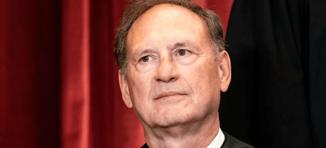 Wall Street Journal Fights Back Over Criticism For Letting Justice Alito Scoop Hit Piece Targeting Him